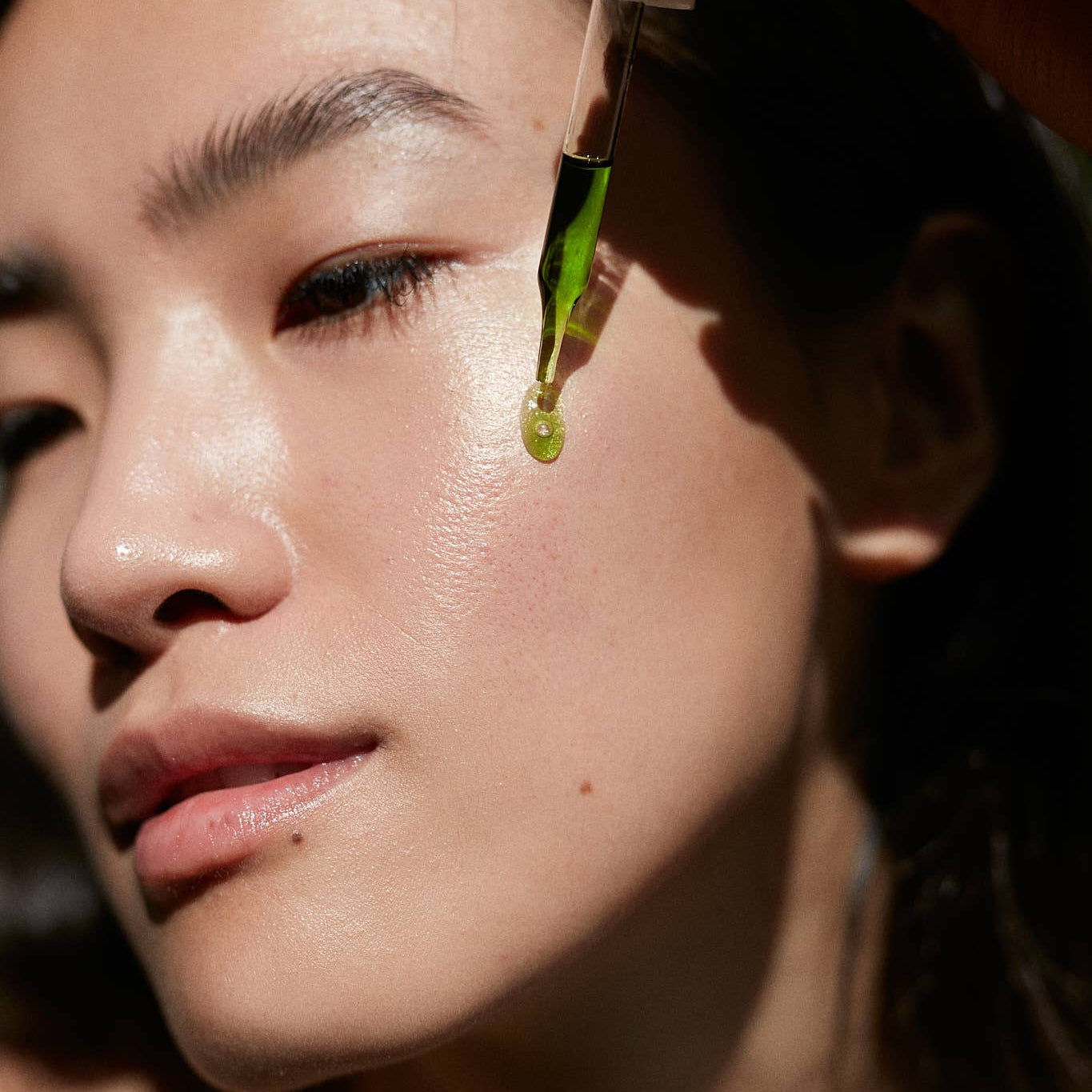 Gracious Minds Photosynthesis Retinol Alternative Elixir online at Wild & Cruelty Free Australia