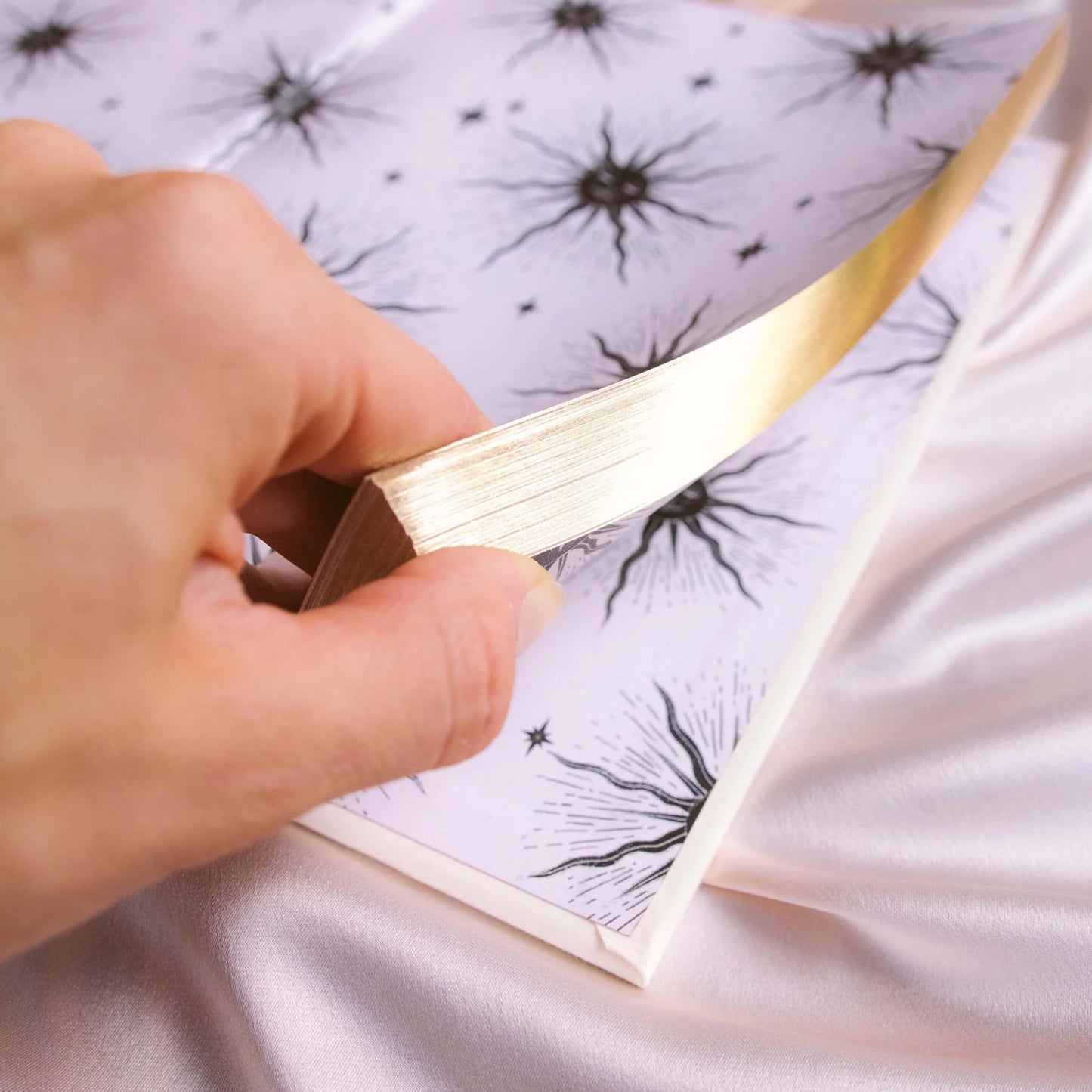 Dreamy Moons Gratitude Journal - Wild and Cruelty Free Rituals and Wellness